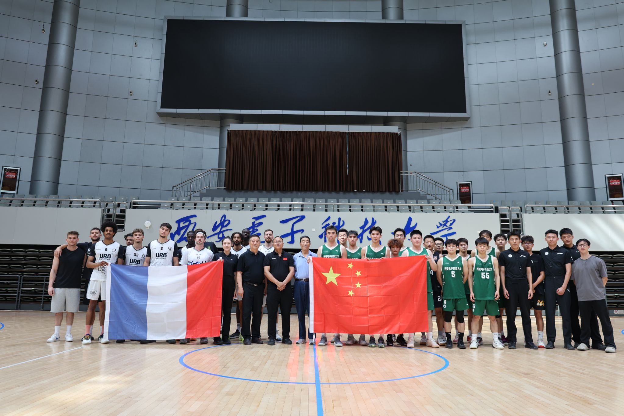 略慢半拍 略慢半拍