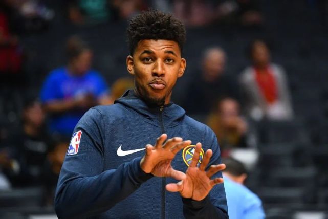 伪9串联 伪9串联